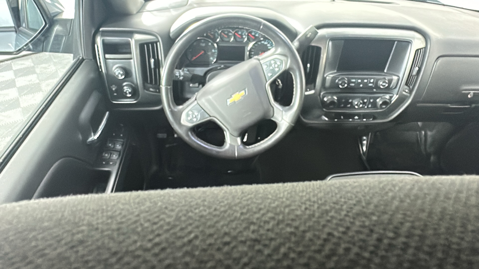 2015 Chevrolet Silverado 1500 LT 25