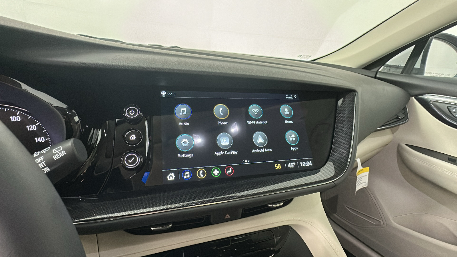 2023 Buick Envision Essence 38