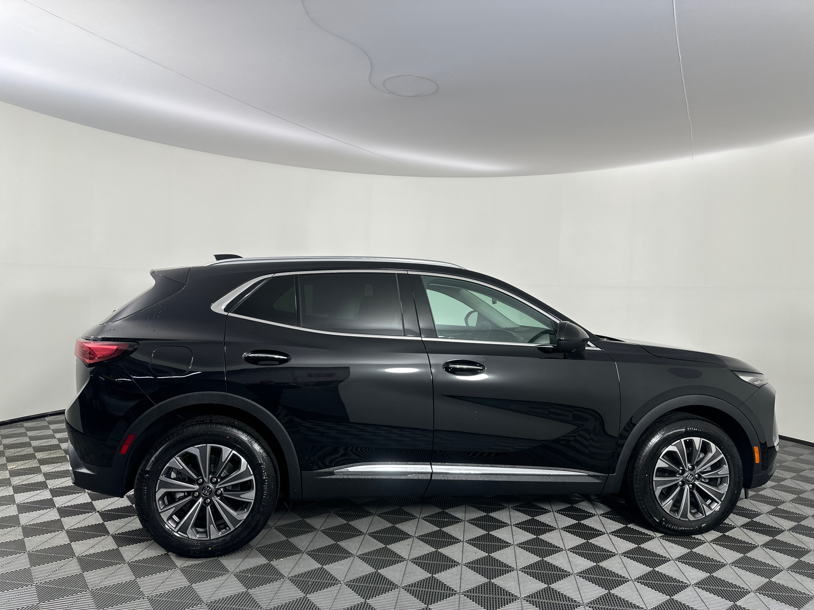 2024 Buick Envision Preferred 21