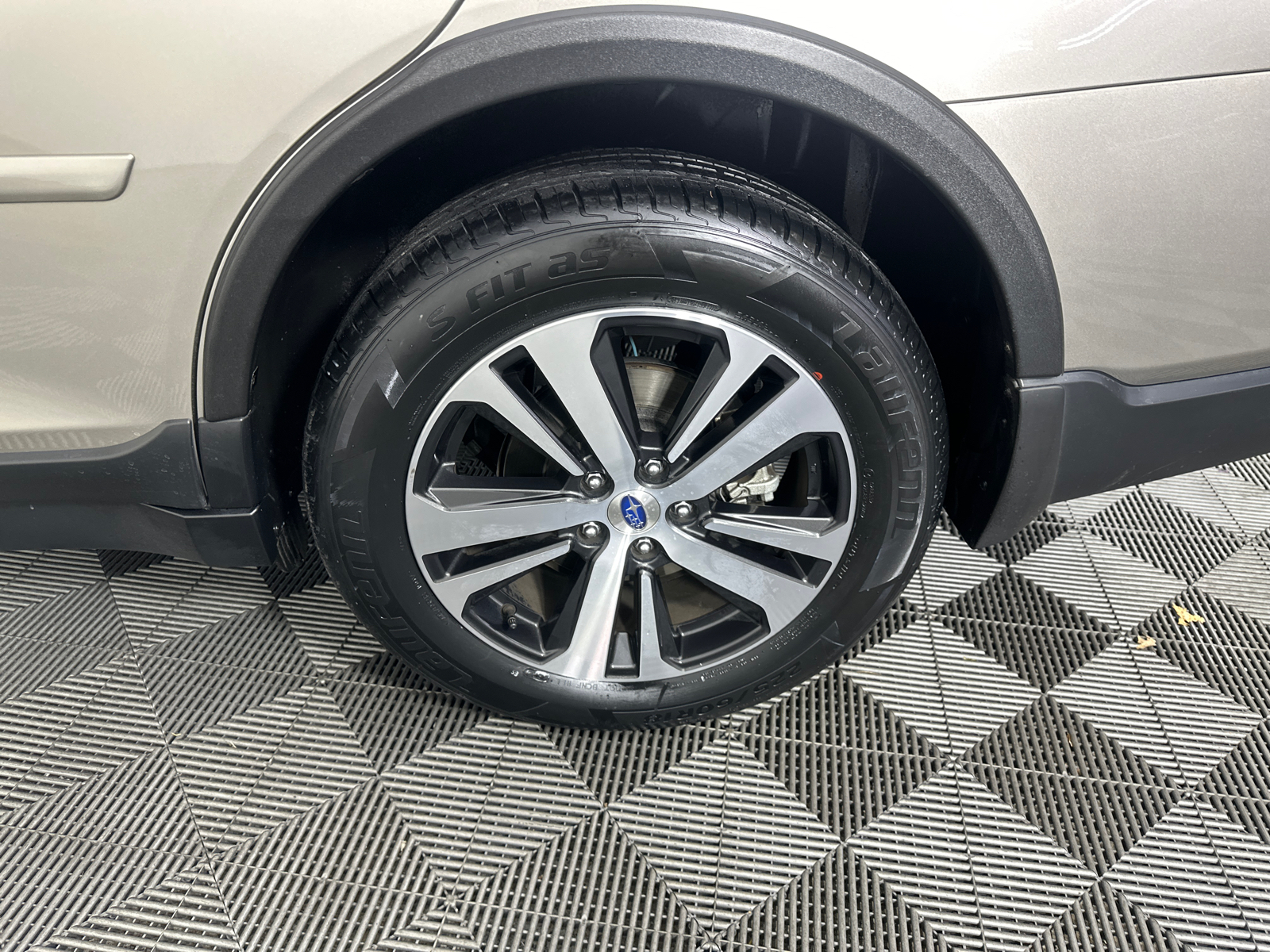 2018 Subaru Outback 3.6R 13