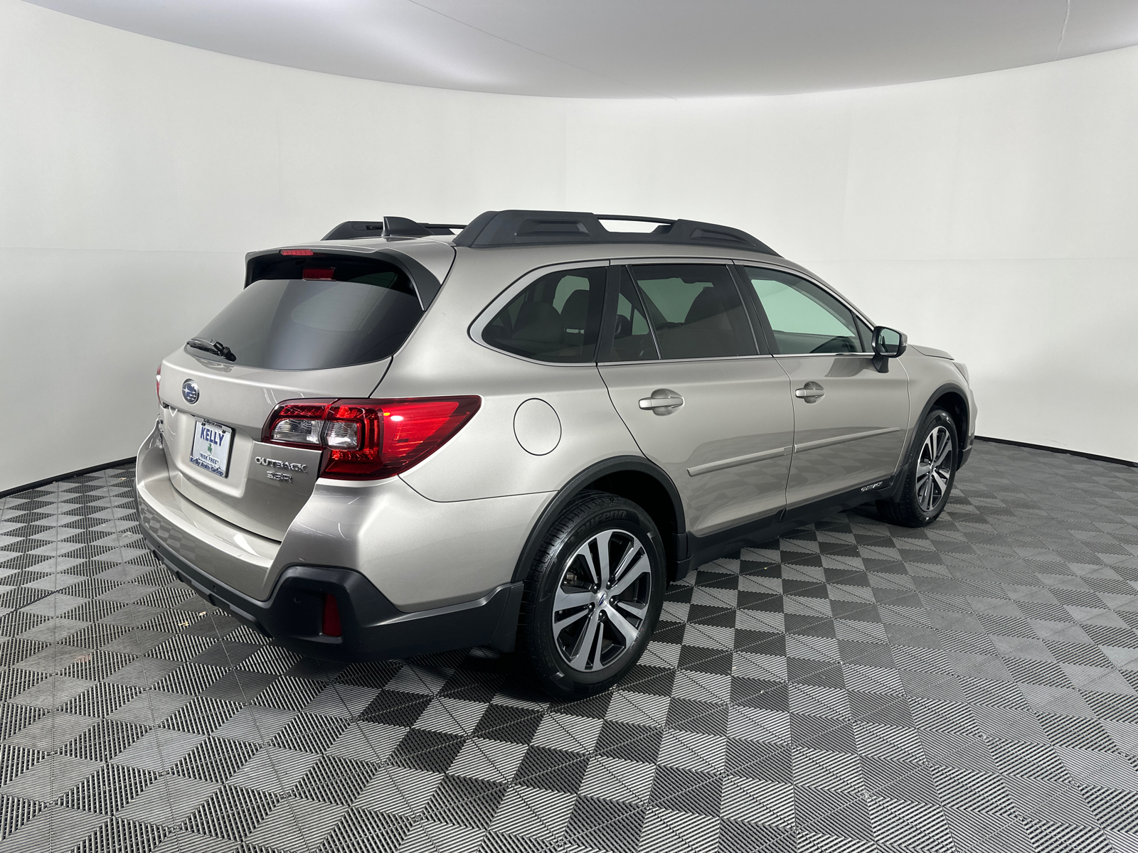 2018 Subaru Outback 3.6R 20