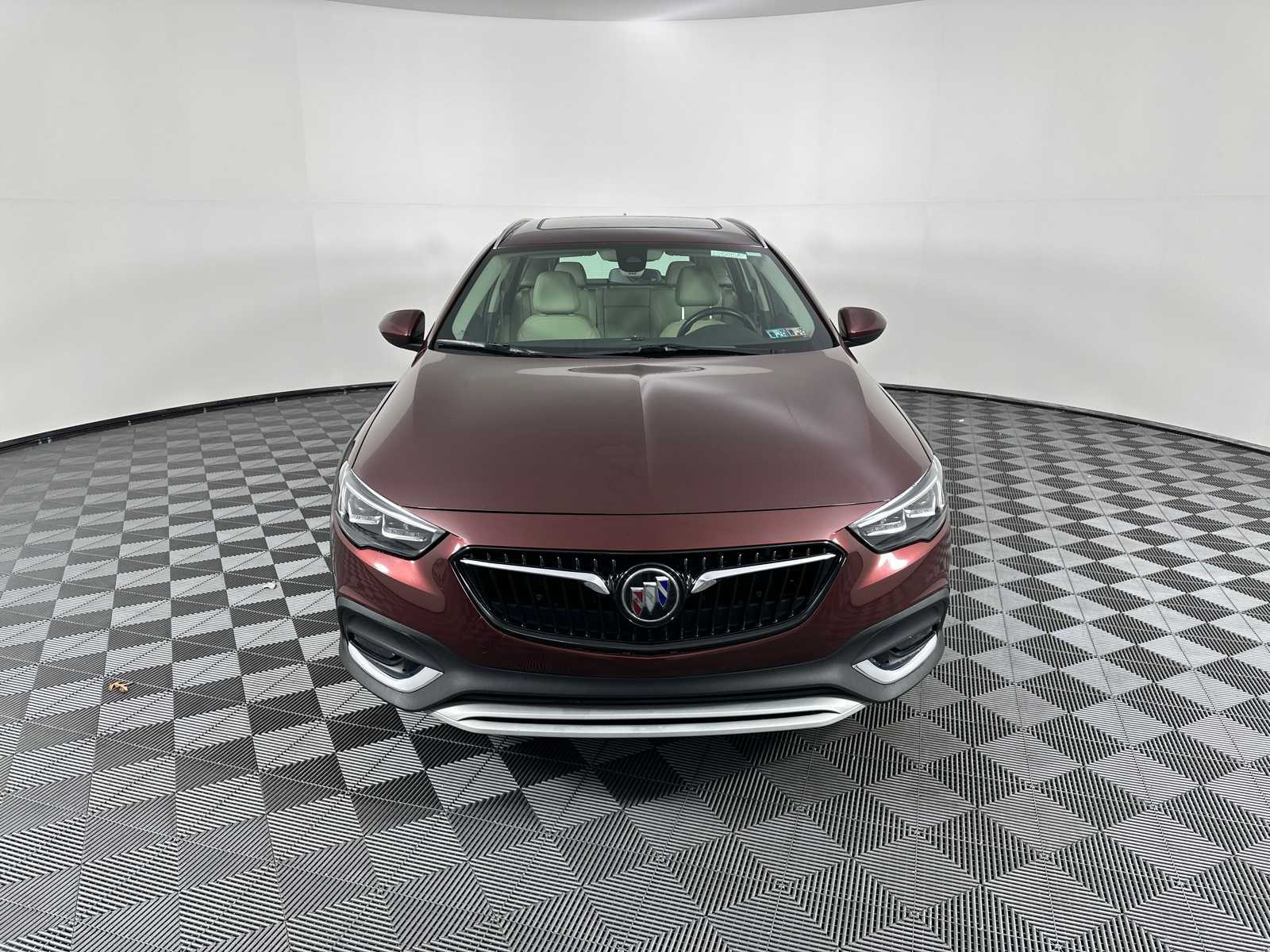 2018 Buick Regal TourX Essence 4