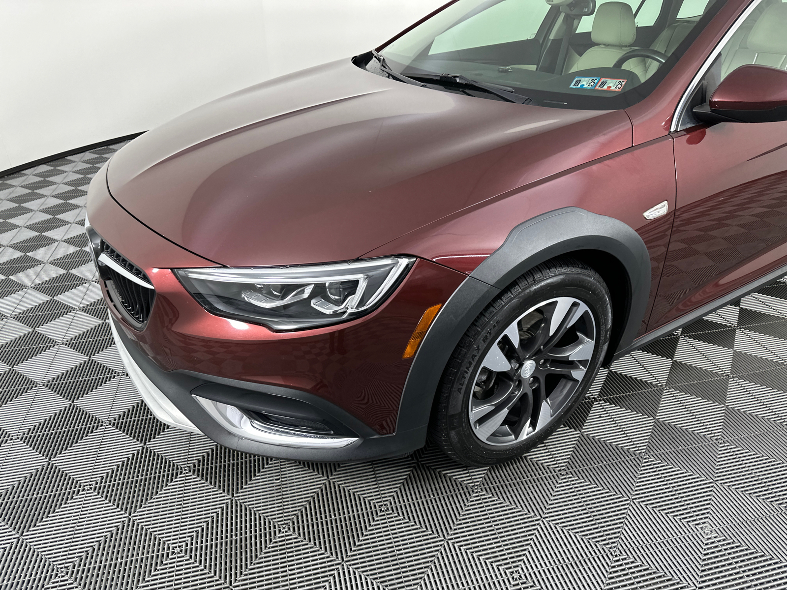 2018 Buick Regal TourX Essence 7