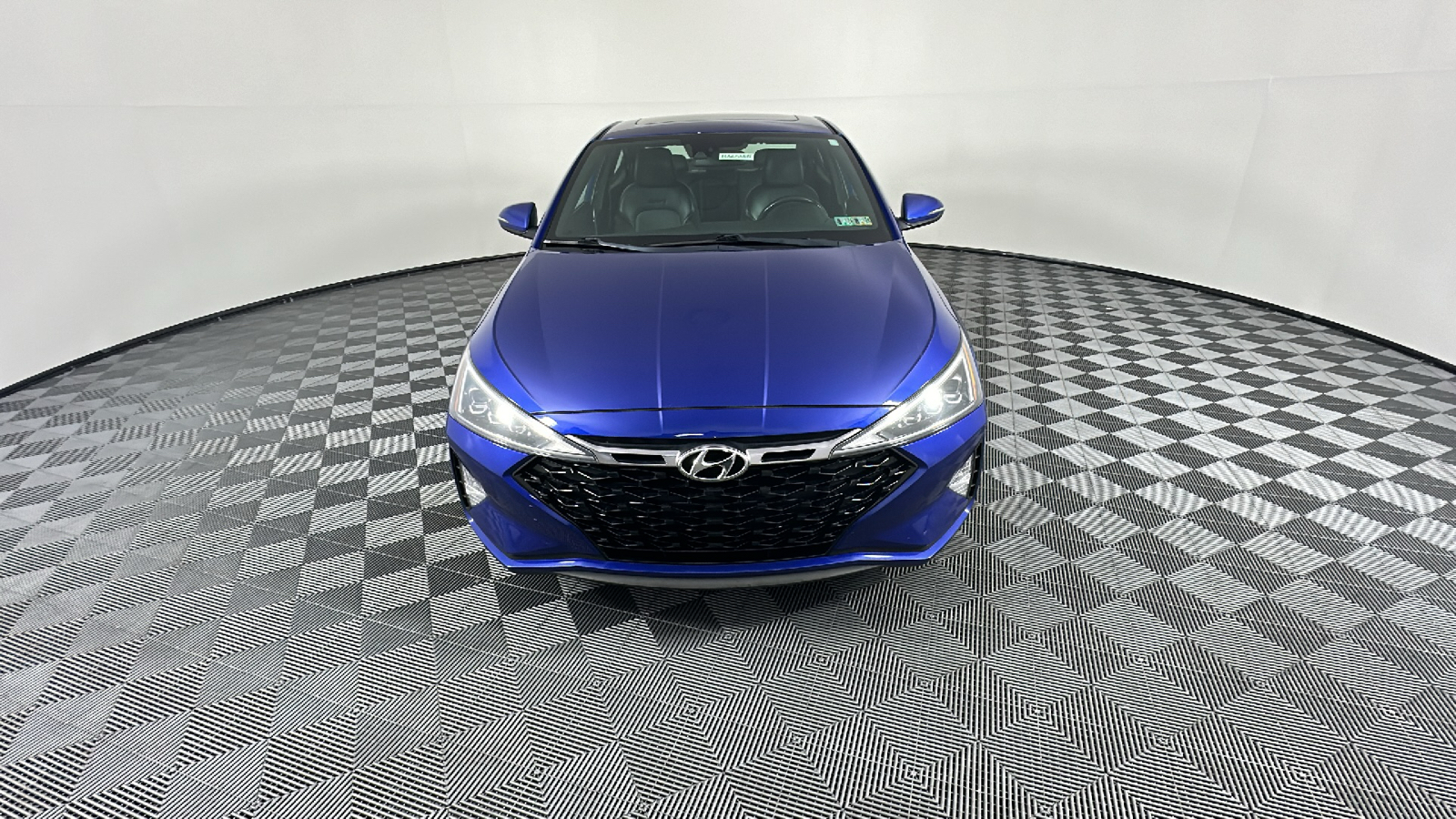 2019 Hyundai Elantra Sport 2