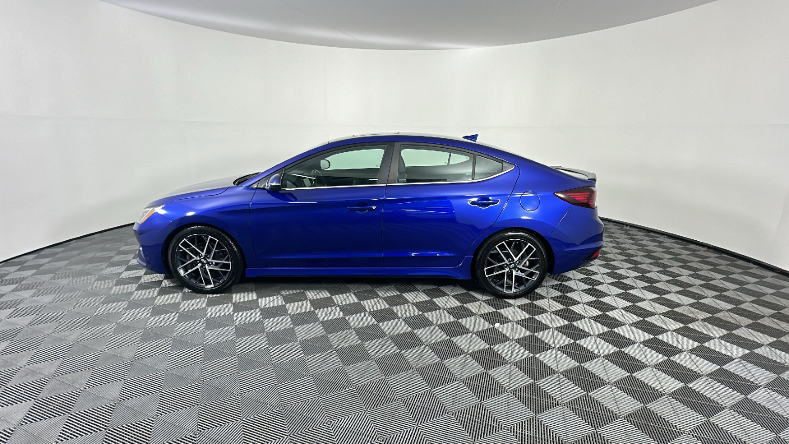 2019 Hyundai Elantra Sport 7