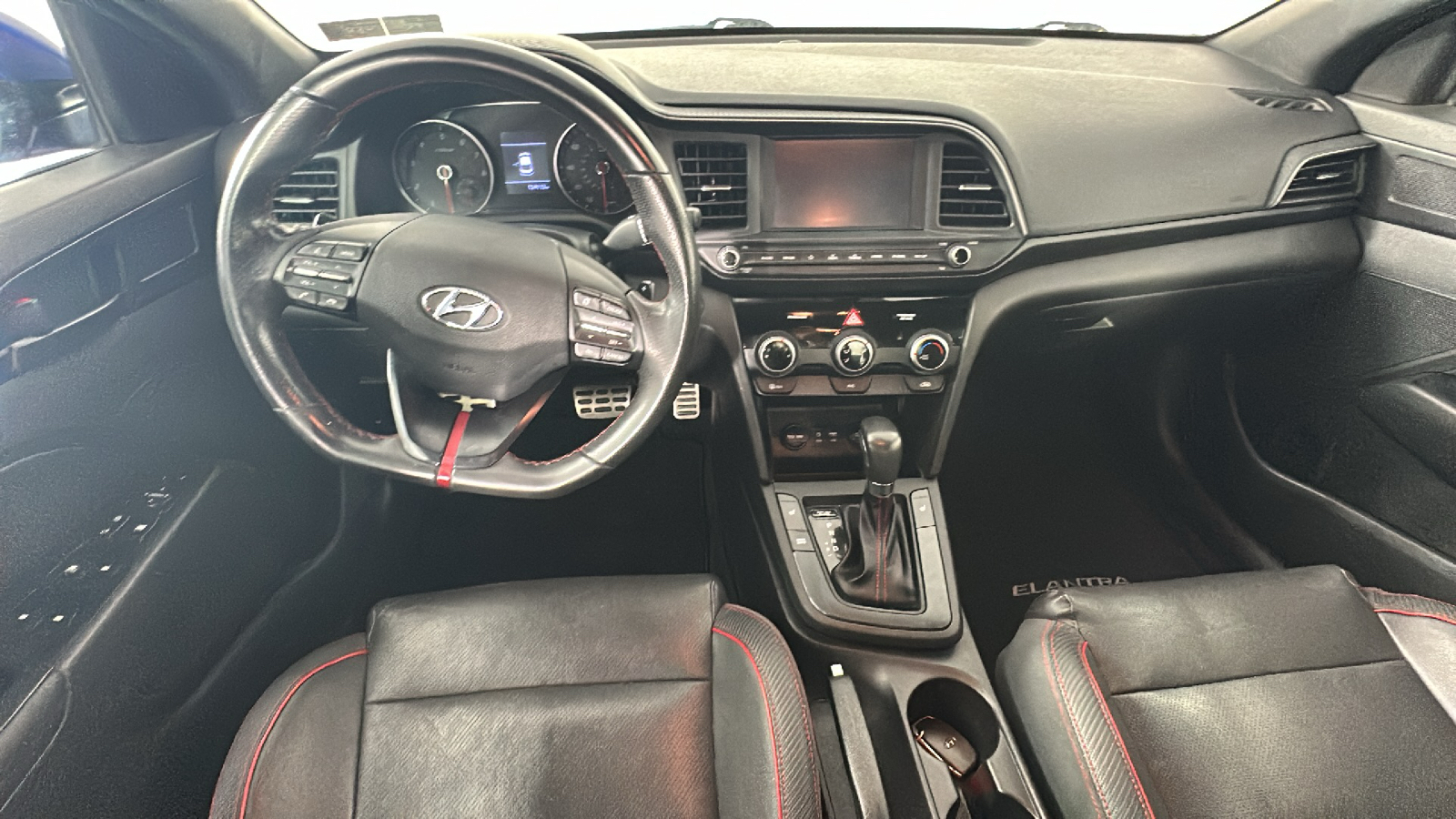 2019 Hyundai Elantra Sport 23