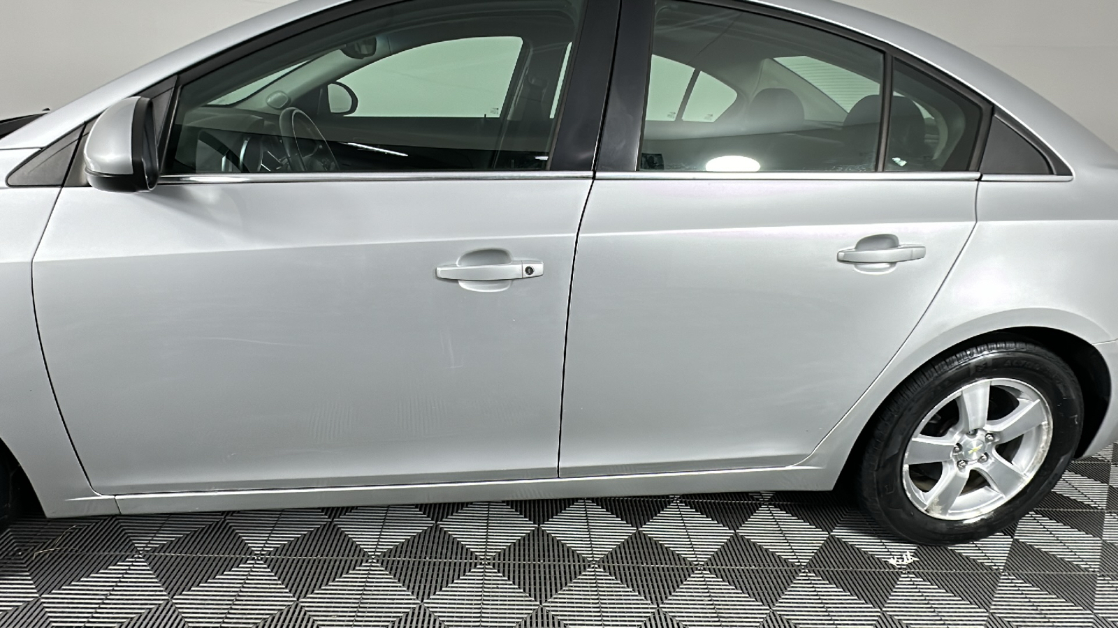 2013 Chevrolet Cruze 1LT Auto 10