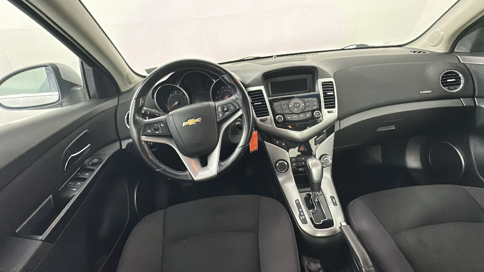 2013 Chevrolet Cruze 1LT Auto 29