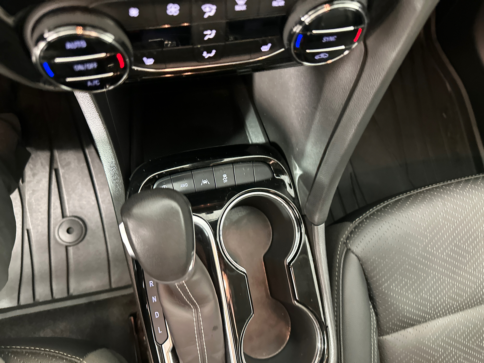 2022 Buick Encore GX Essence 42