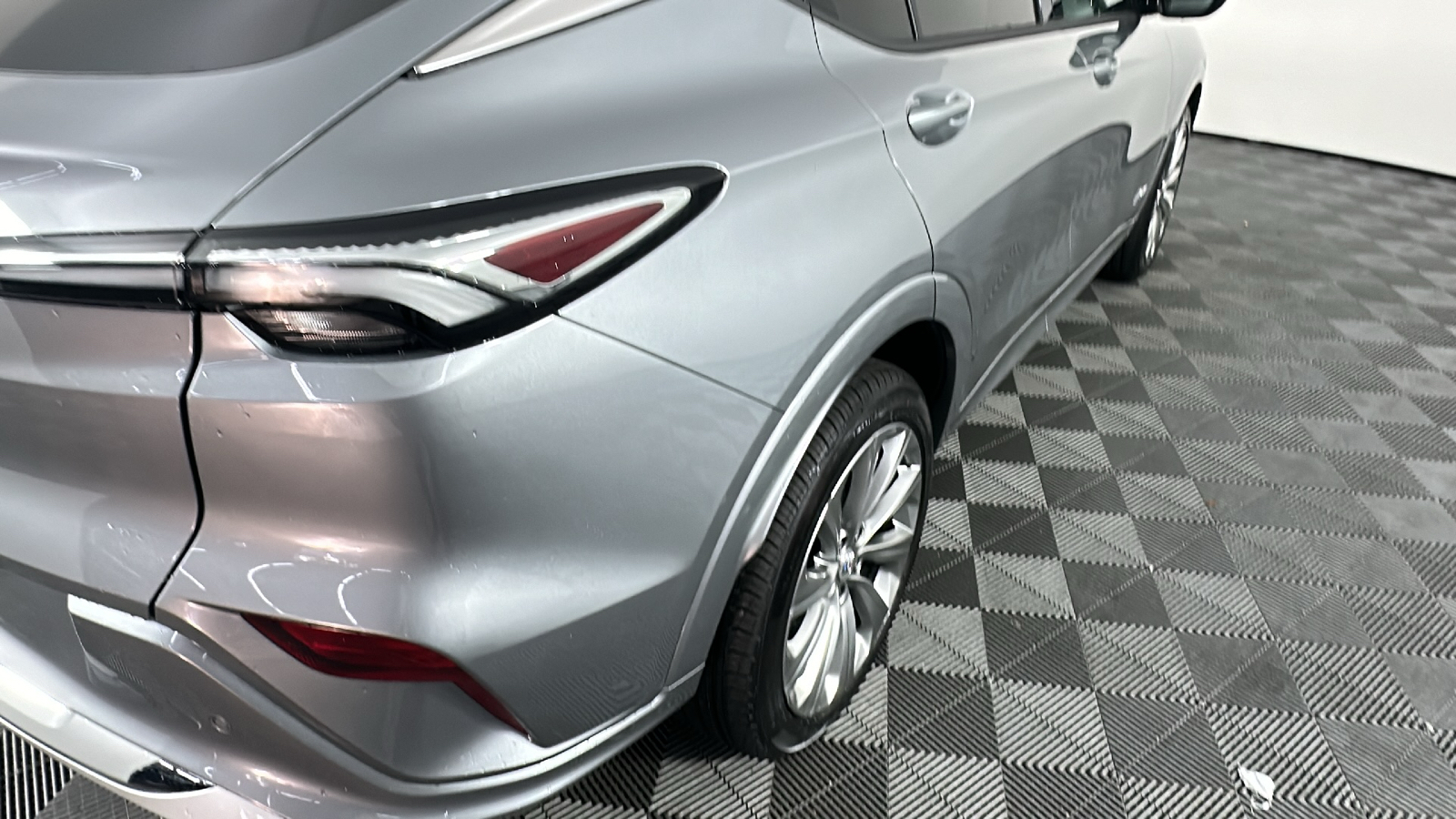 2025 Buick Envista Avenir 18