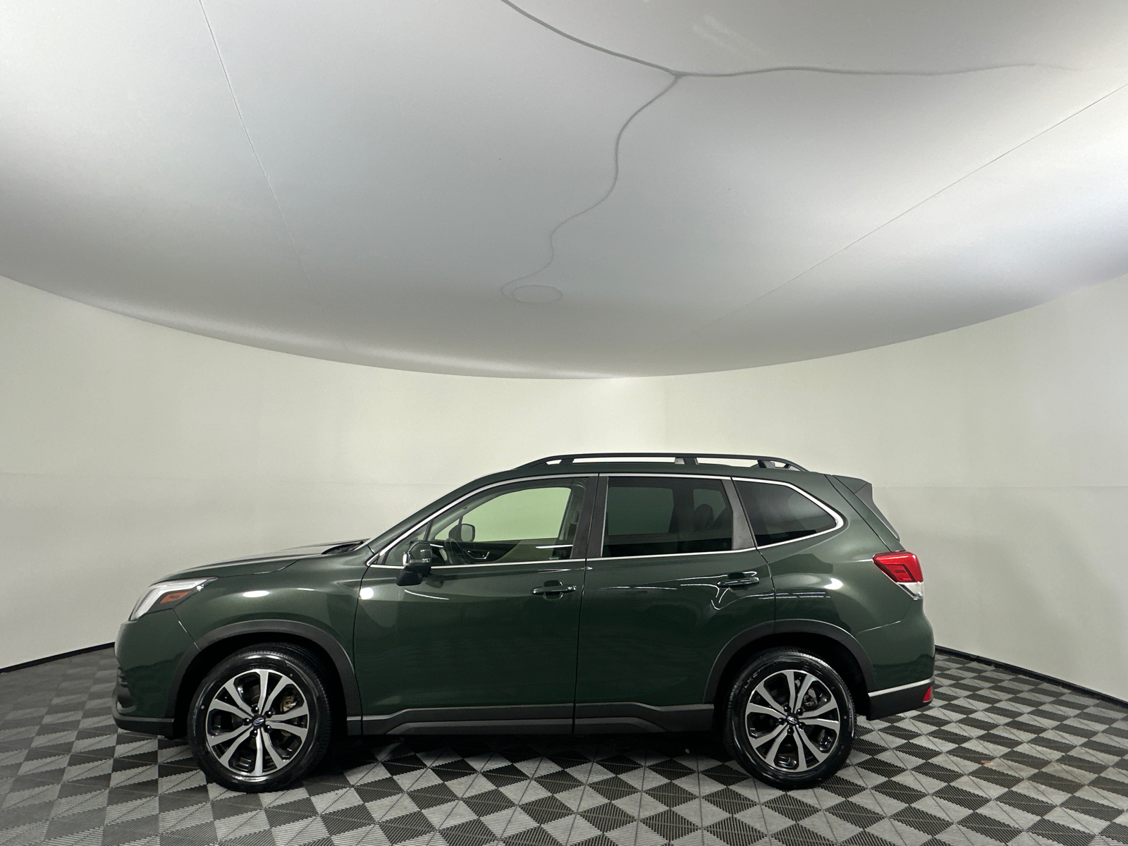 2022 Subaru Forester Limited 9