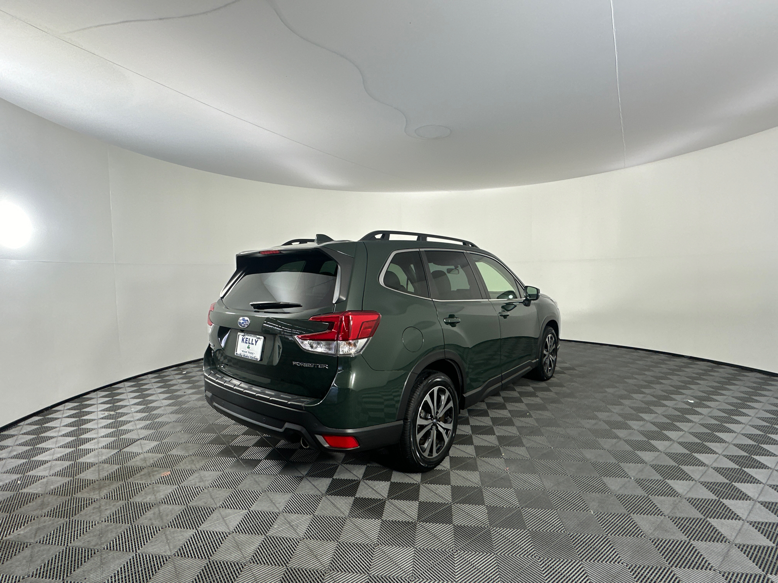 2022 Subaru Forester Limited 18