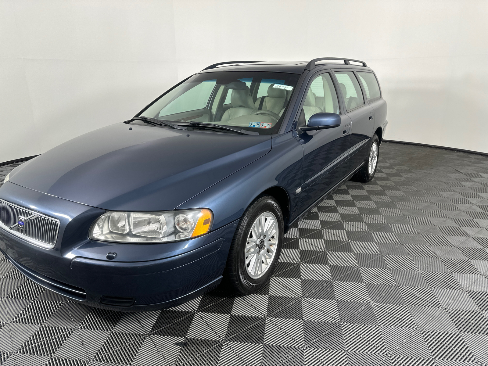 2005 Volvo V70 2.4 8