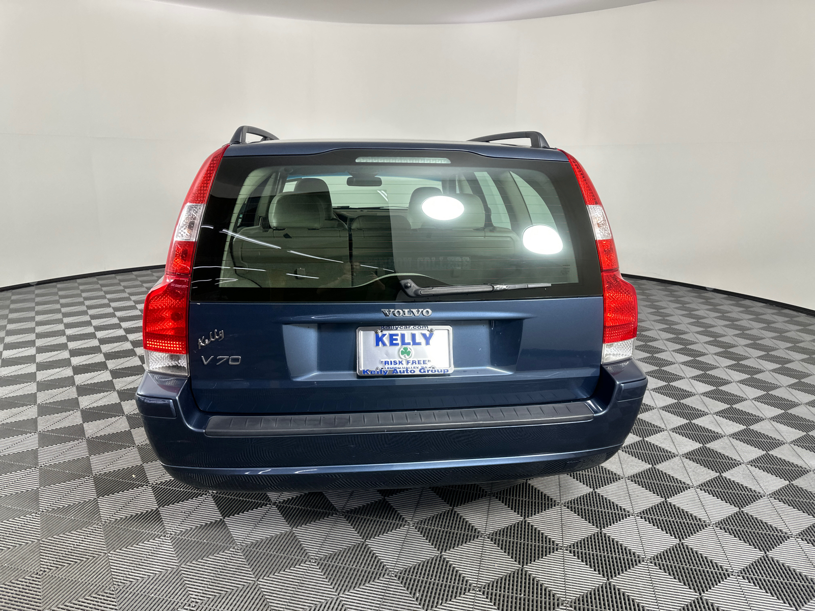 2005 Volvo V70 2.4 14