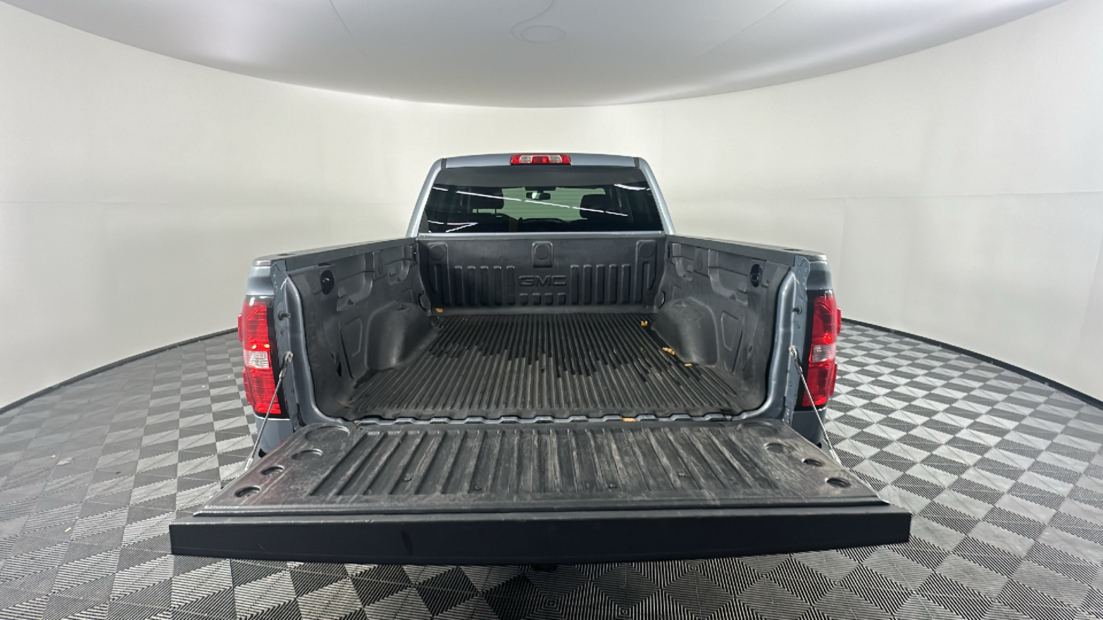 2015 GMC Sierra 1500 SLE 14