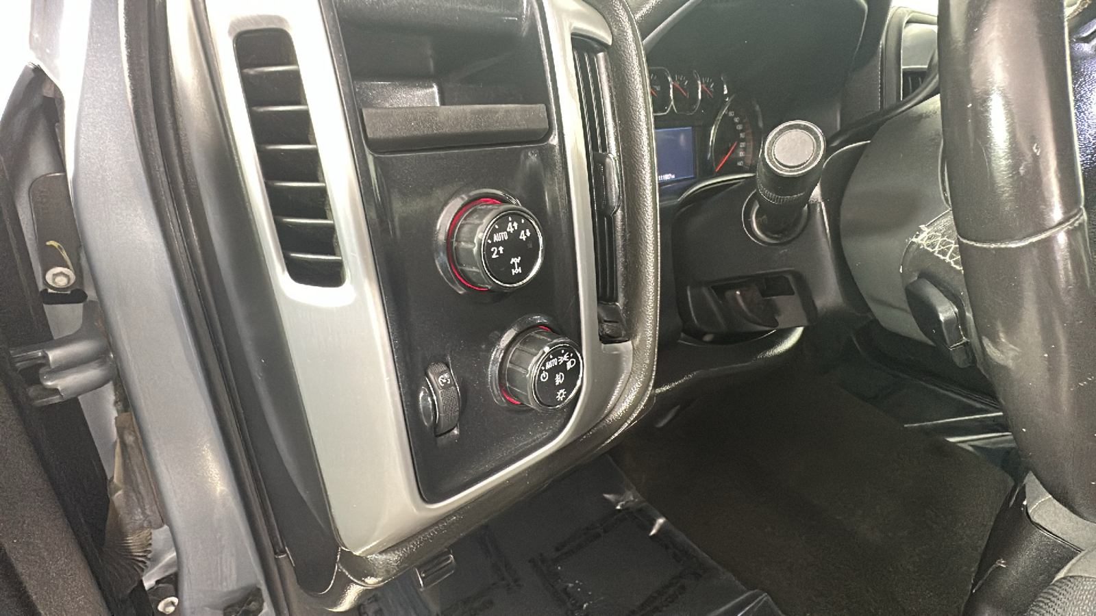 2015 GMC Sierra 1500 SLE 28