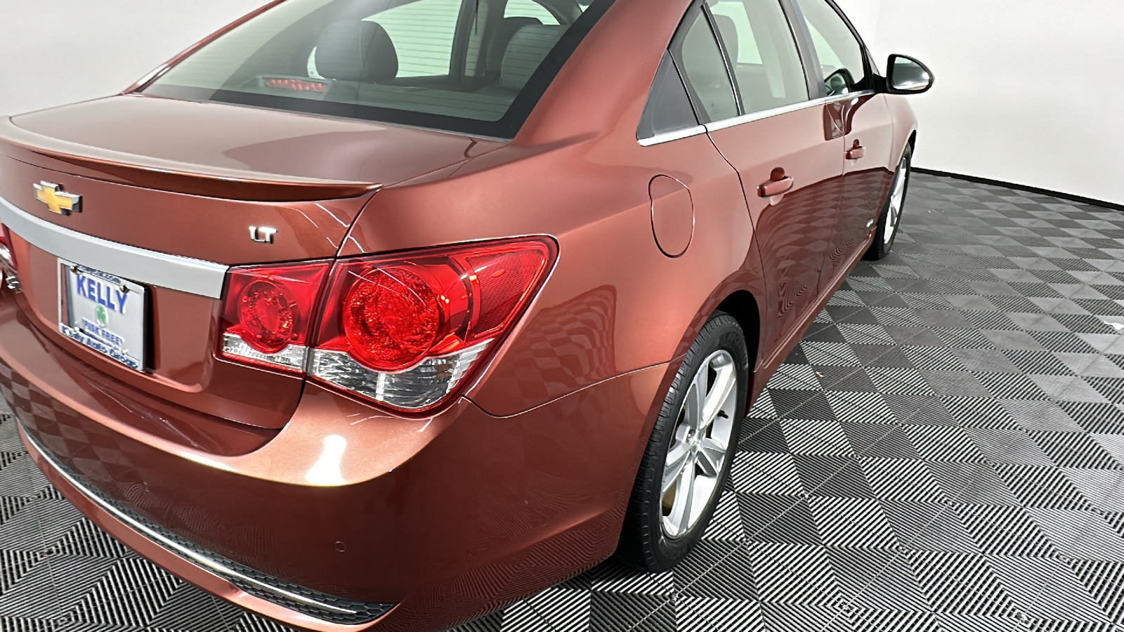 2012 Chevrolet Cruze LT 19