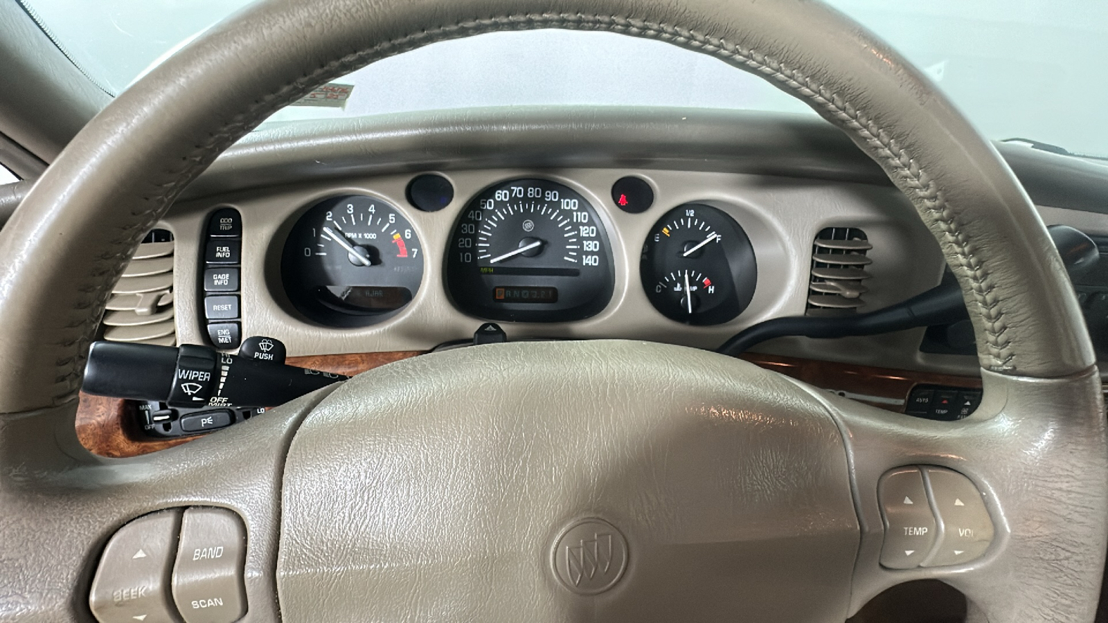 2003 Buick LeSabre Limited 31