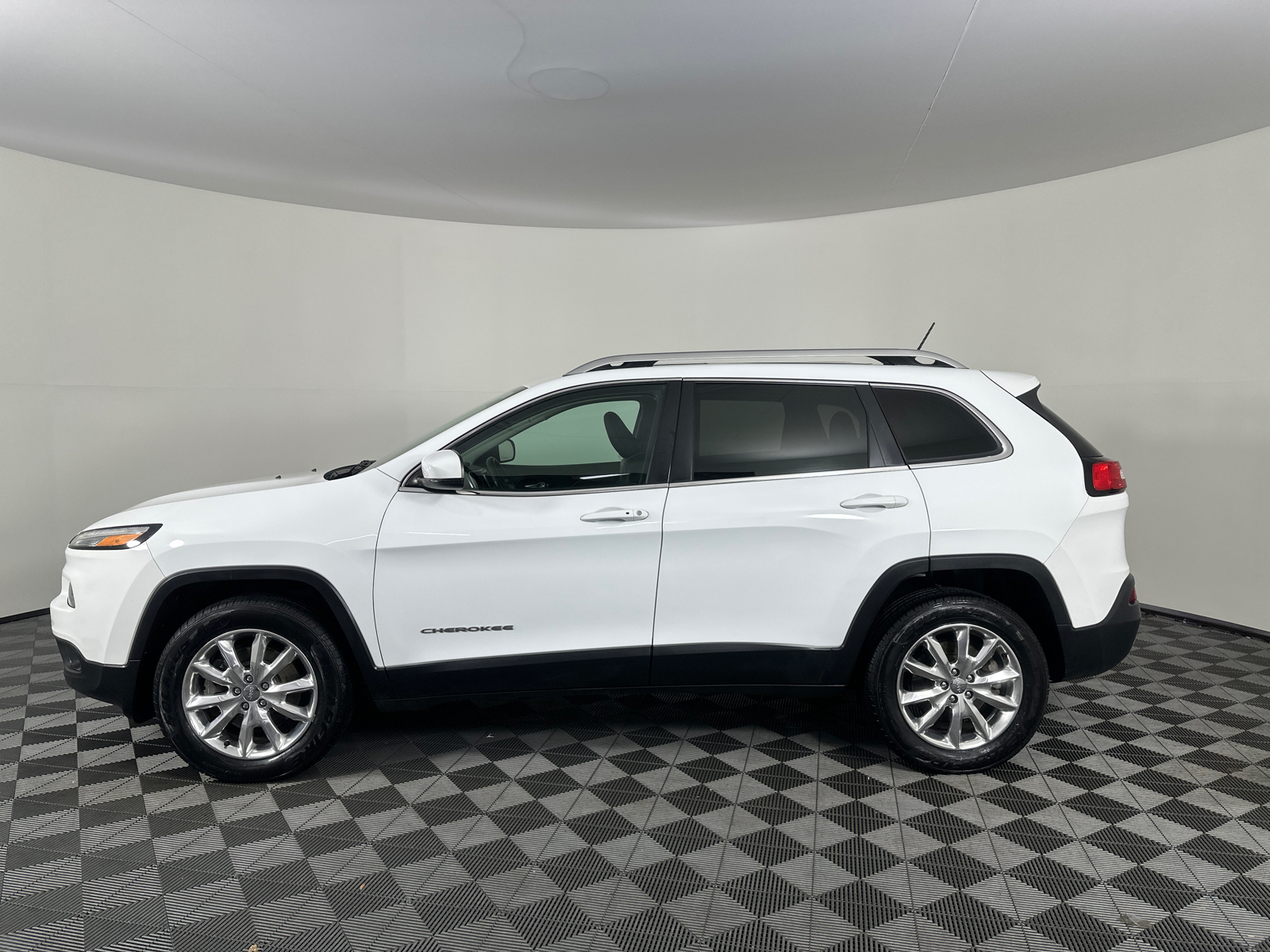 2014 Jeep Cherokee Limited 9