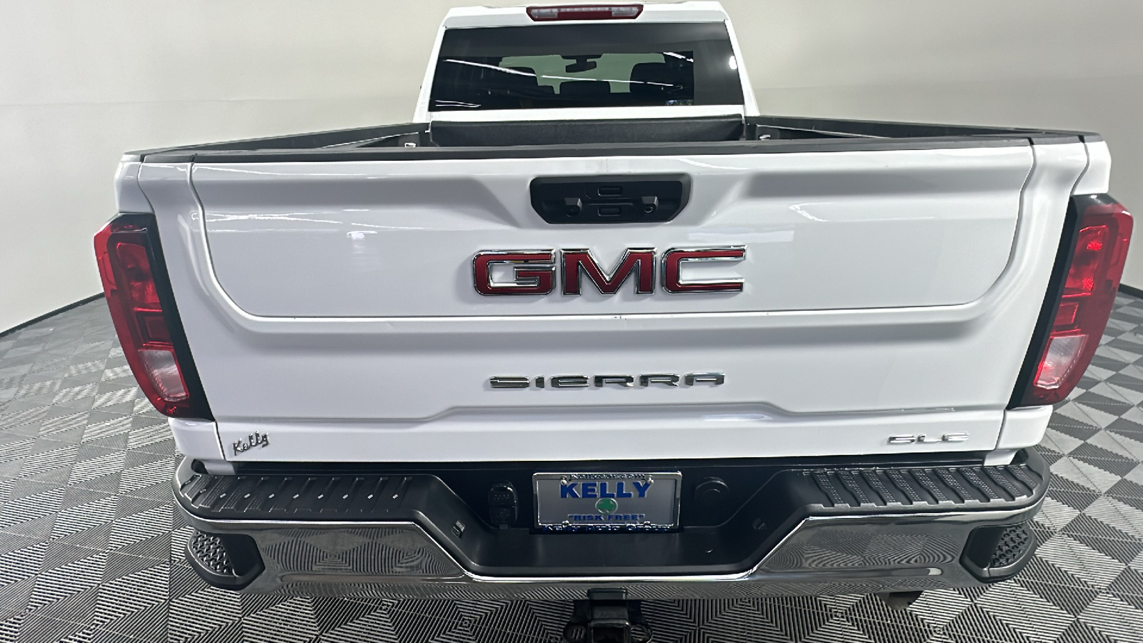 2023 GMC Sierra 2500HD SLE 15