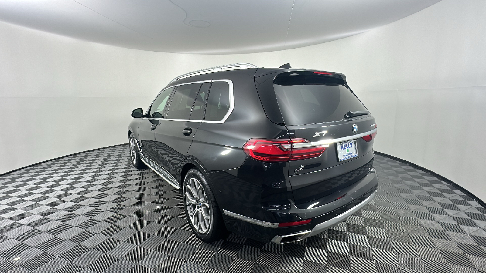 2020 BMW X7 xDrive40i 9