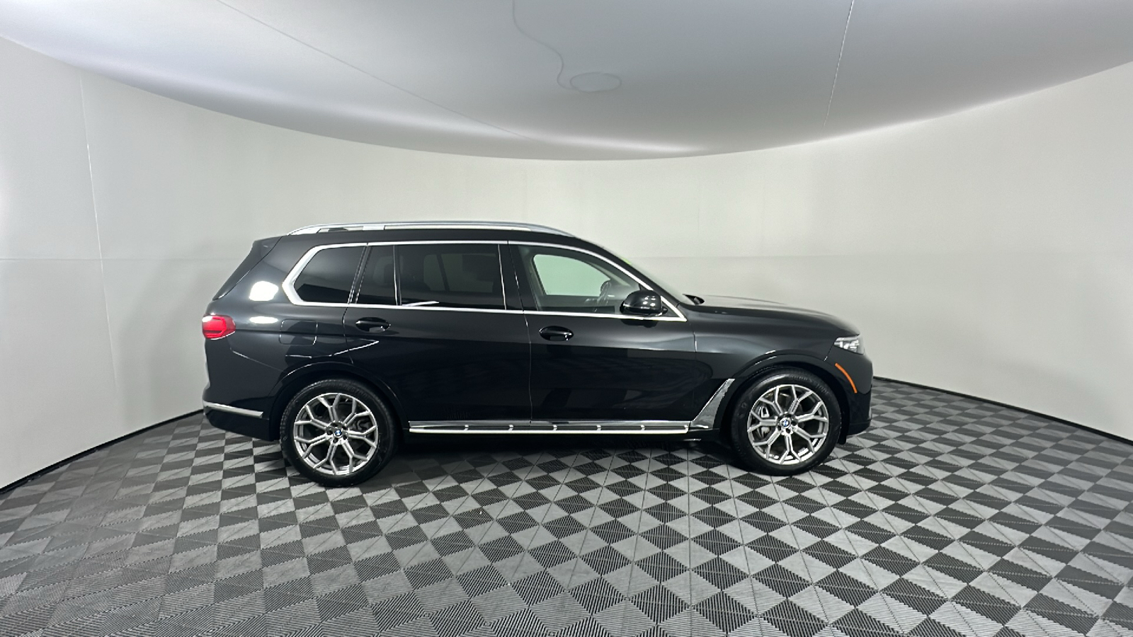 2020 BMW X7 xDrive40i 19