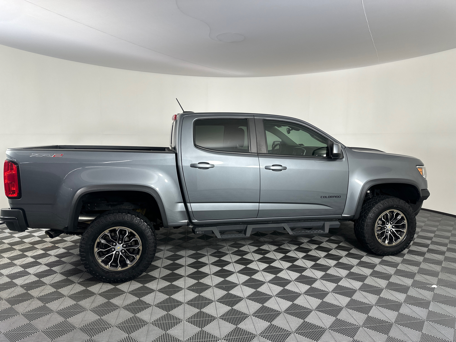 2019 Chevrolet Colorado ZR2 21