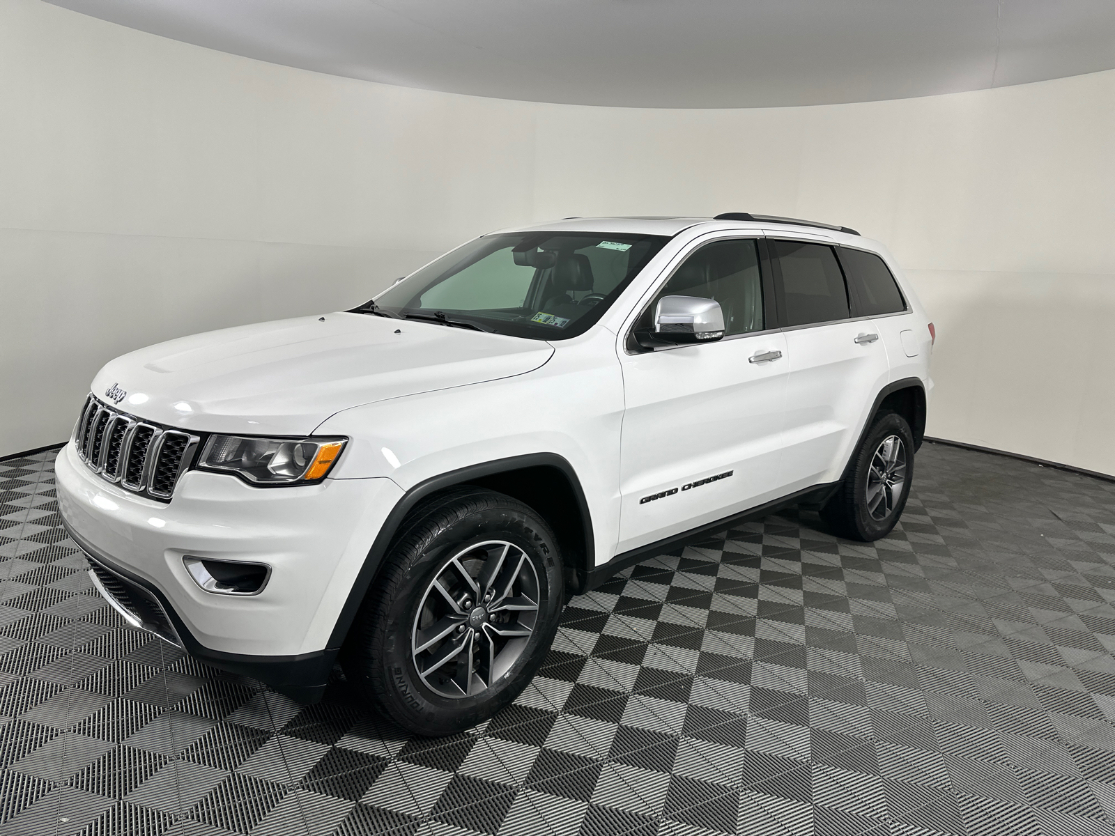 2017 Jeep Grand Cherokee Limited 6