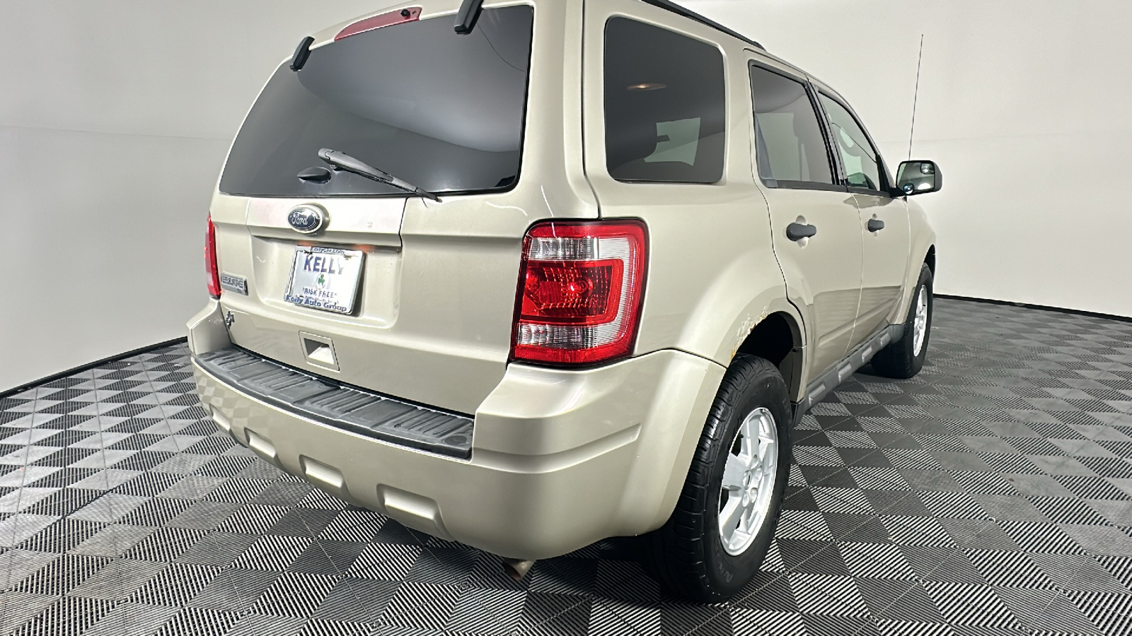 2012 Ford Escape XLT 16