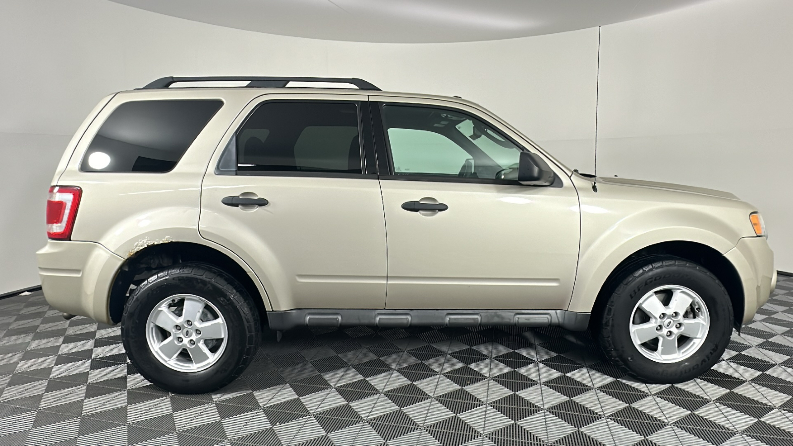 2012 Ford Escape XLT 19