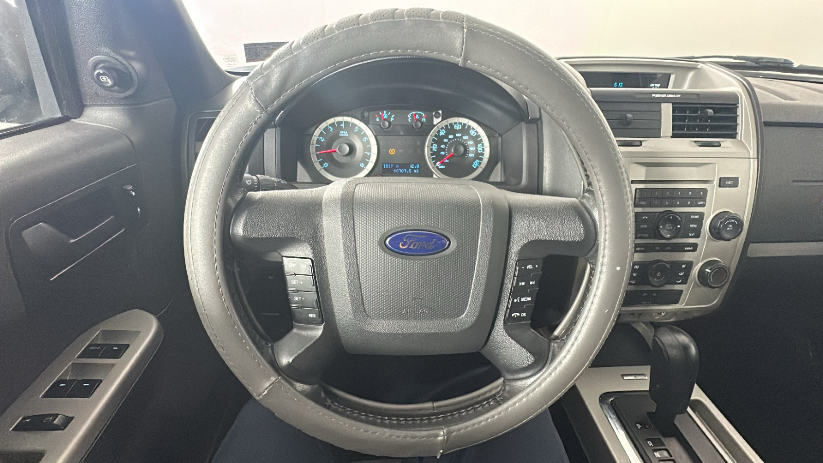 2012 Ford Escape XLT 33