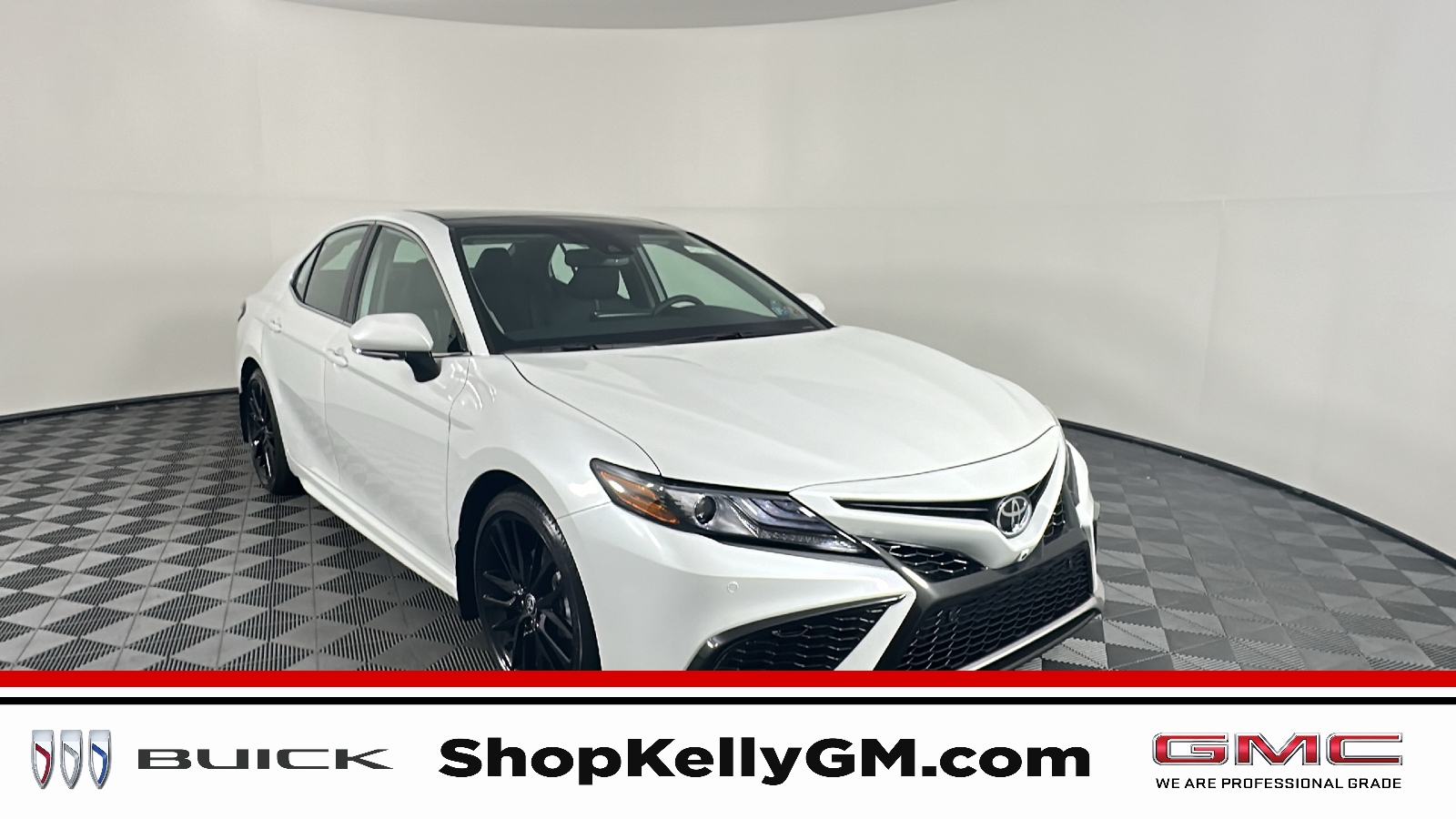 2024 Toyota Camry XSE V6 1