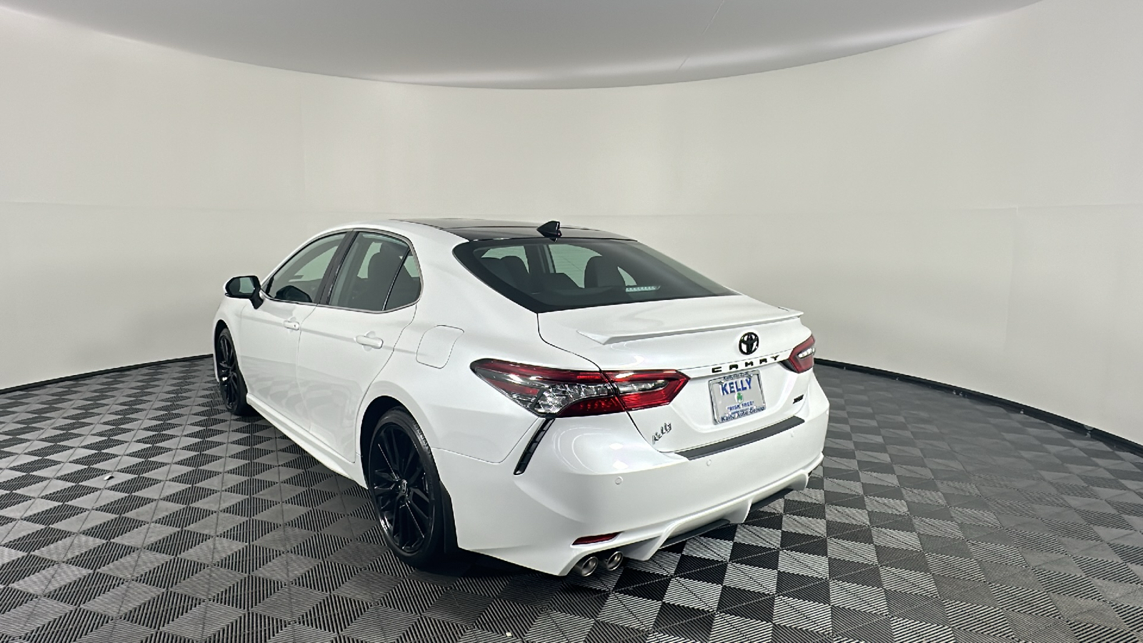 2024 Toyota Camry XSE V6 10