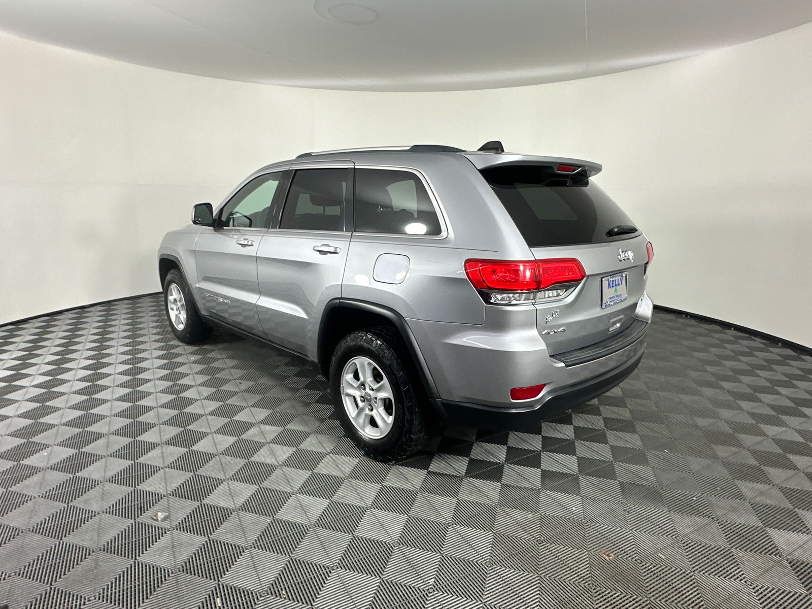 2015 Jeep Grand Cherokee Laredo 11