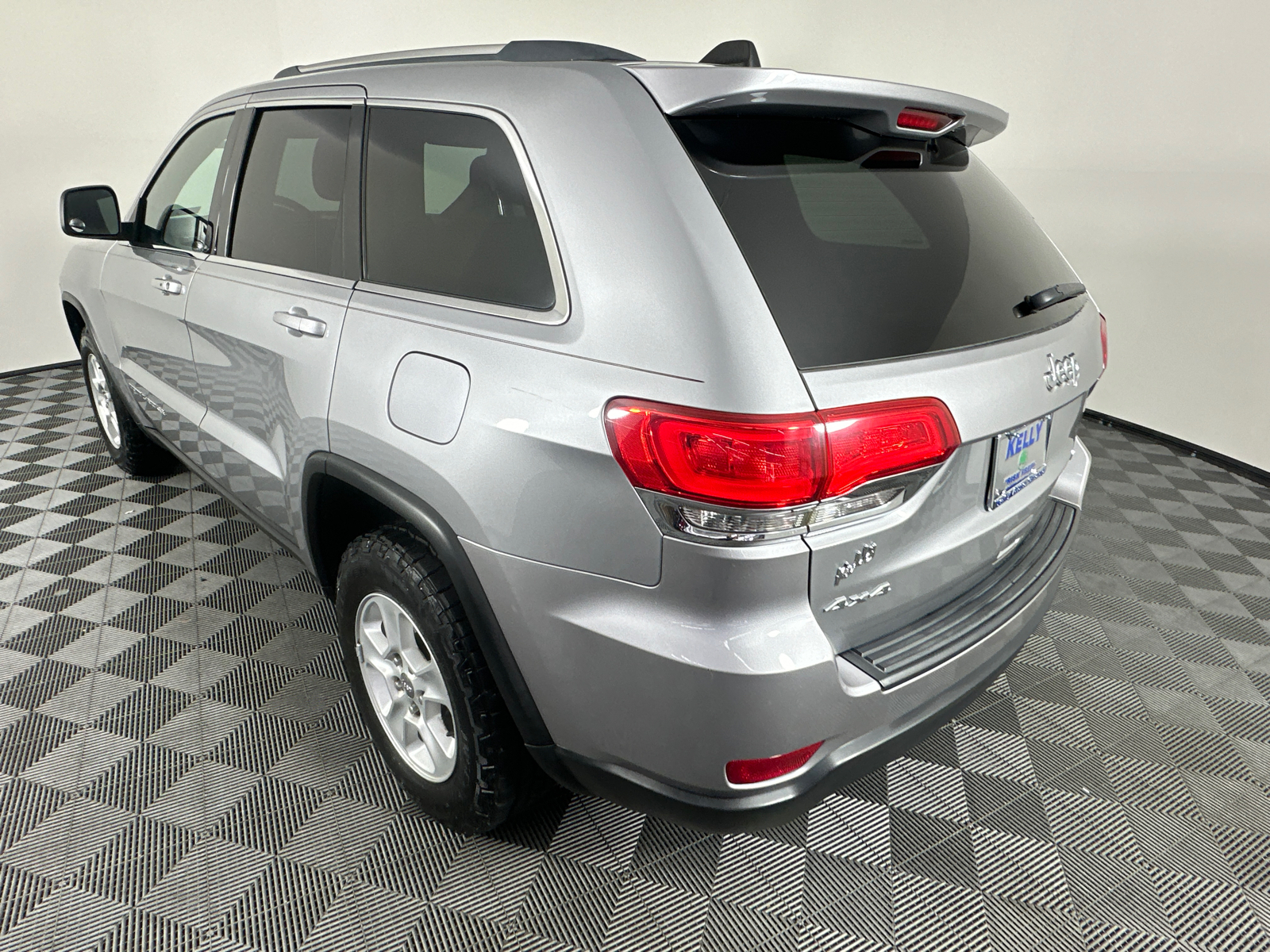 2015 Jeep Grand Cherokee Laredo 12