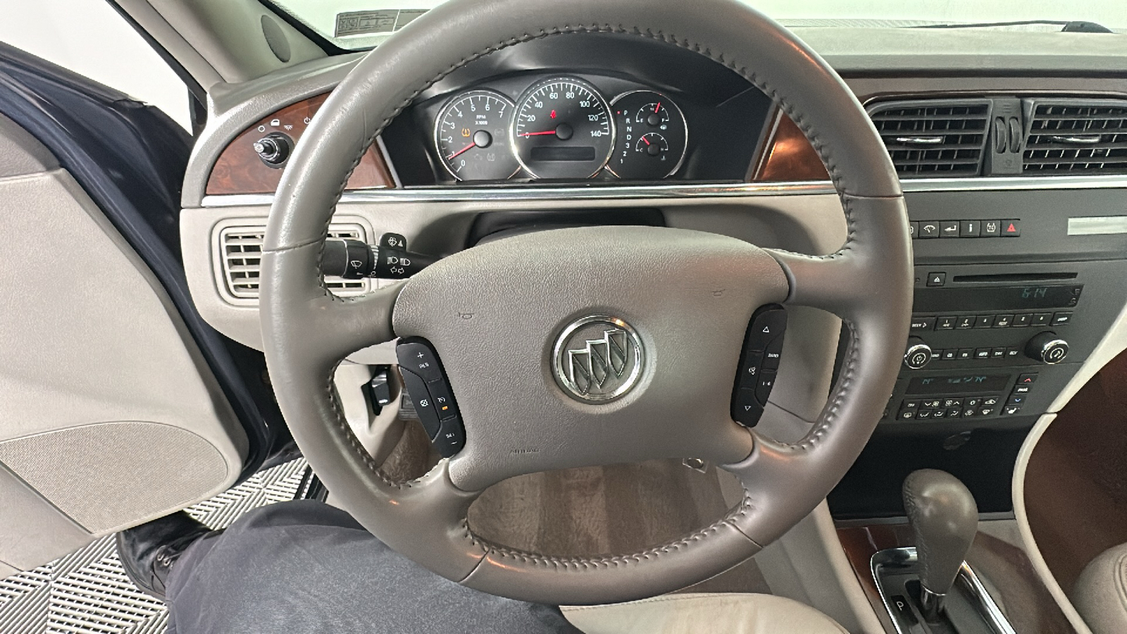 2008 Buick LaCrosse CXL 35