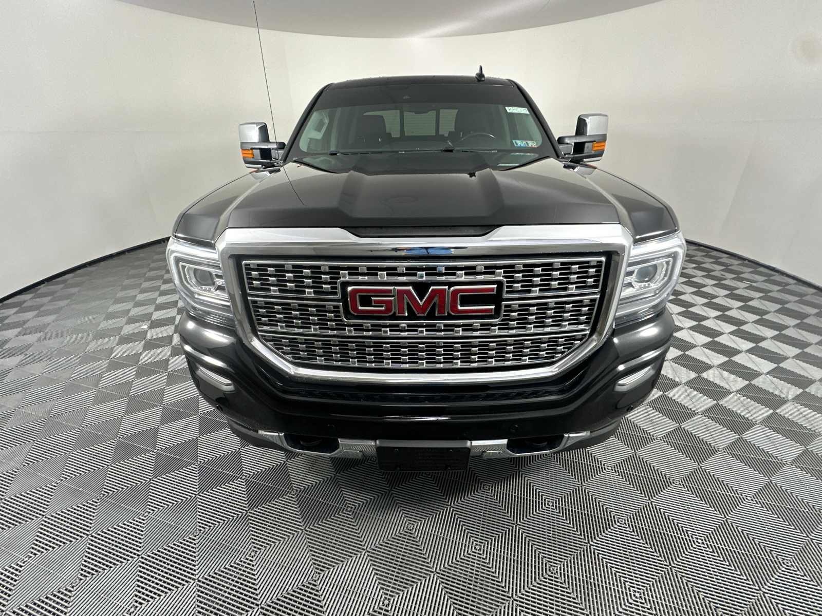 2017 GMC Sierra 1500 Denali 3