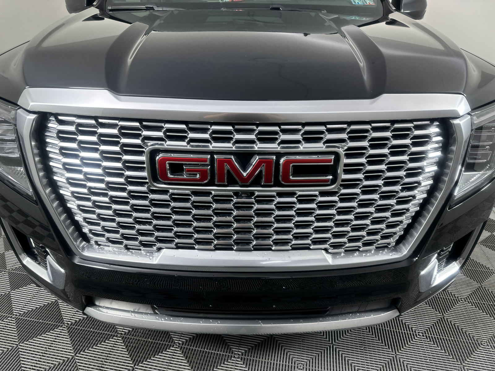 2021 GMC Yukon Denali 5