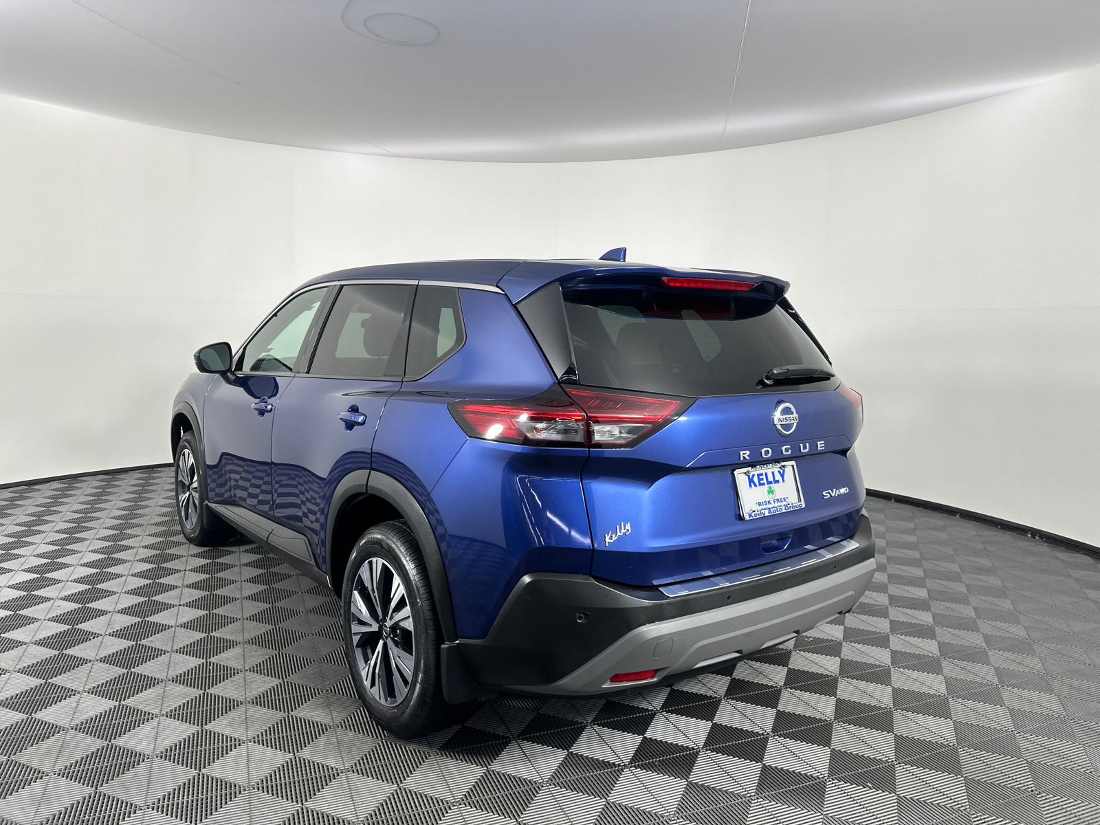 2021 Nissan Rogue SV 10