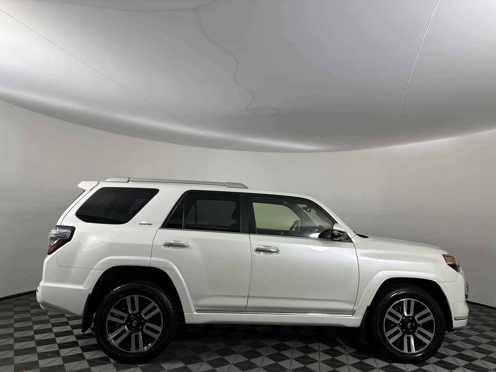 2022 Toyota 4Runner Limited 19