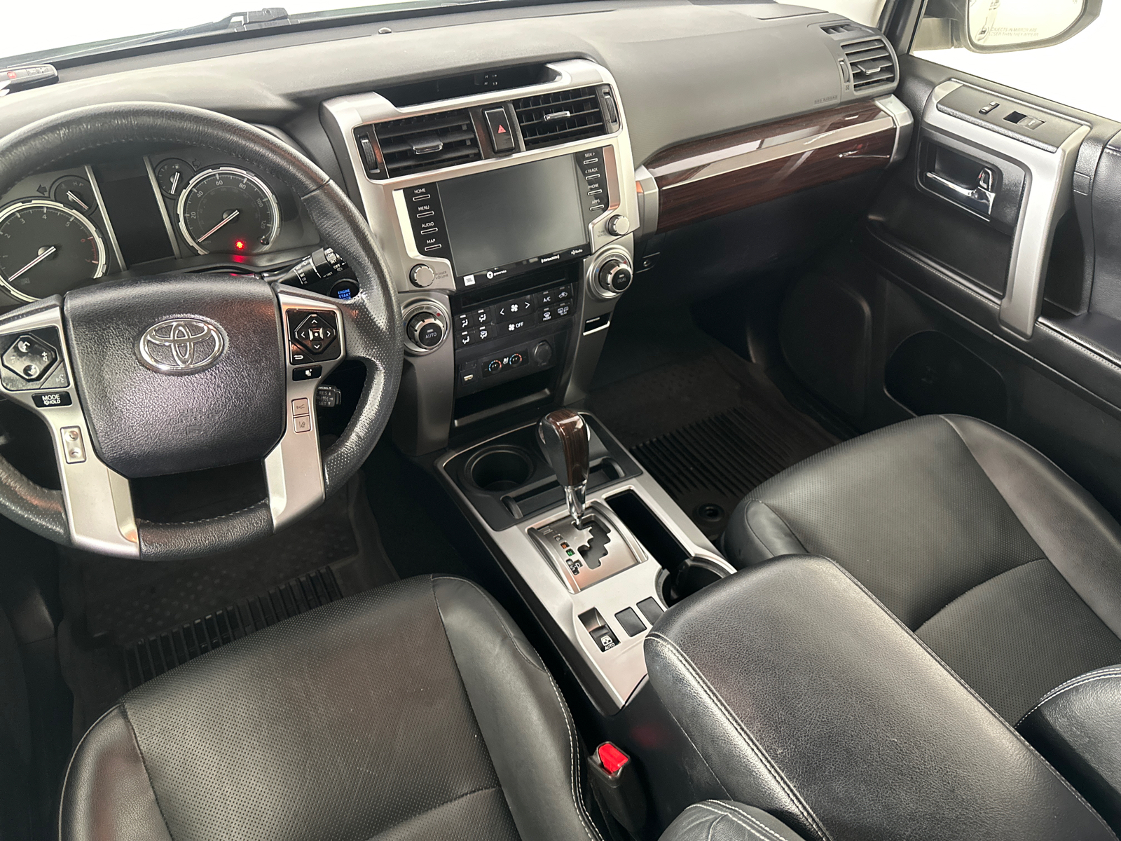 2022 Toyota 4Runner Limited 26