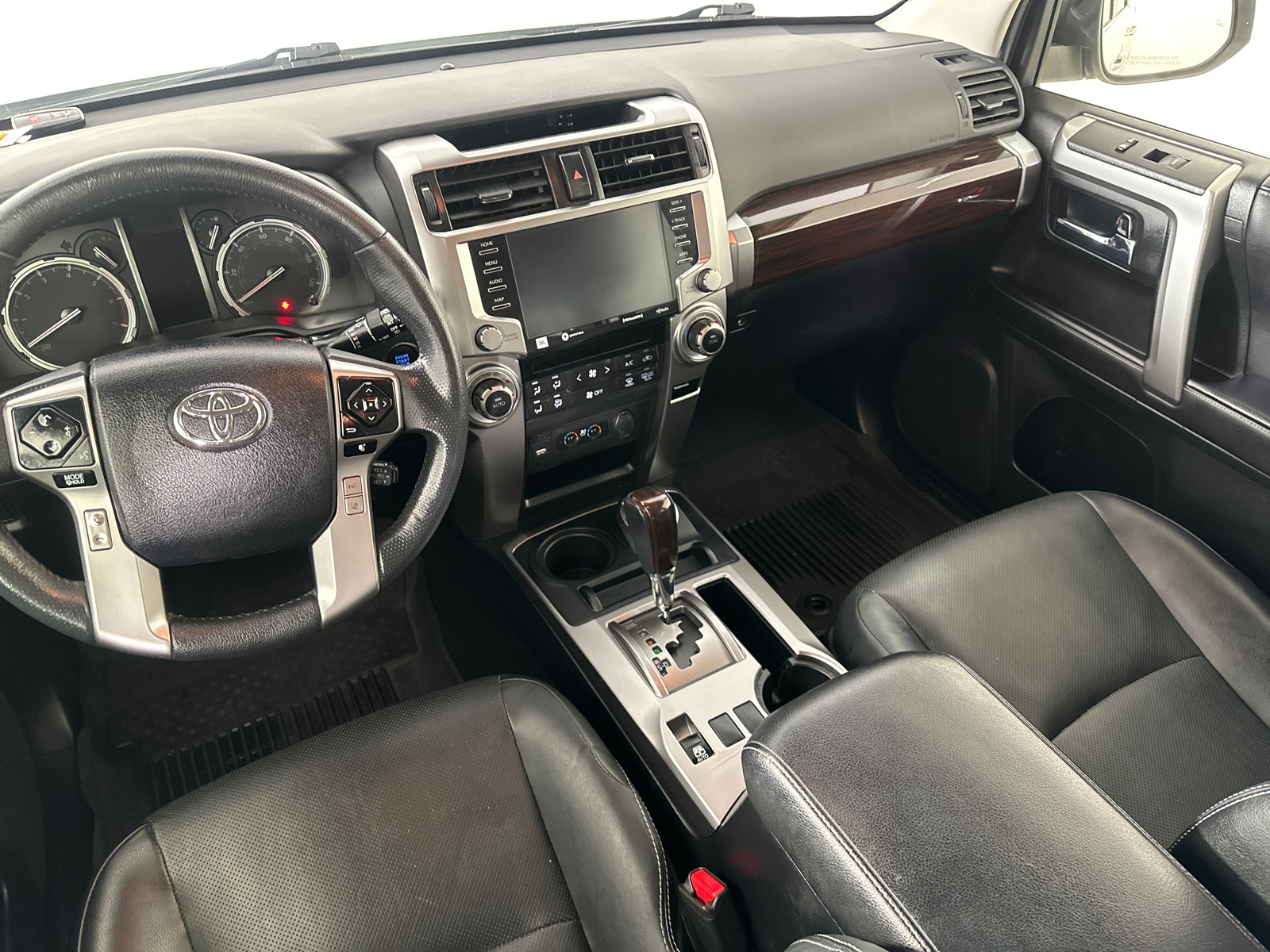 2022 Toyota 4Runner Limited 27