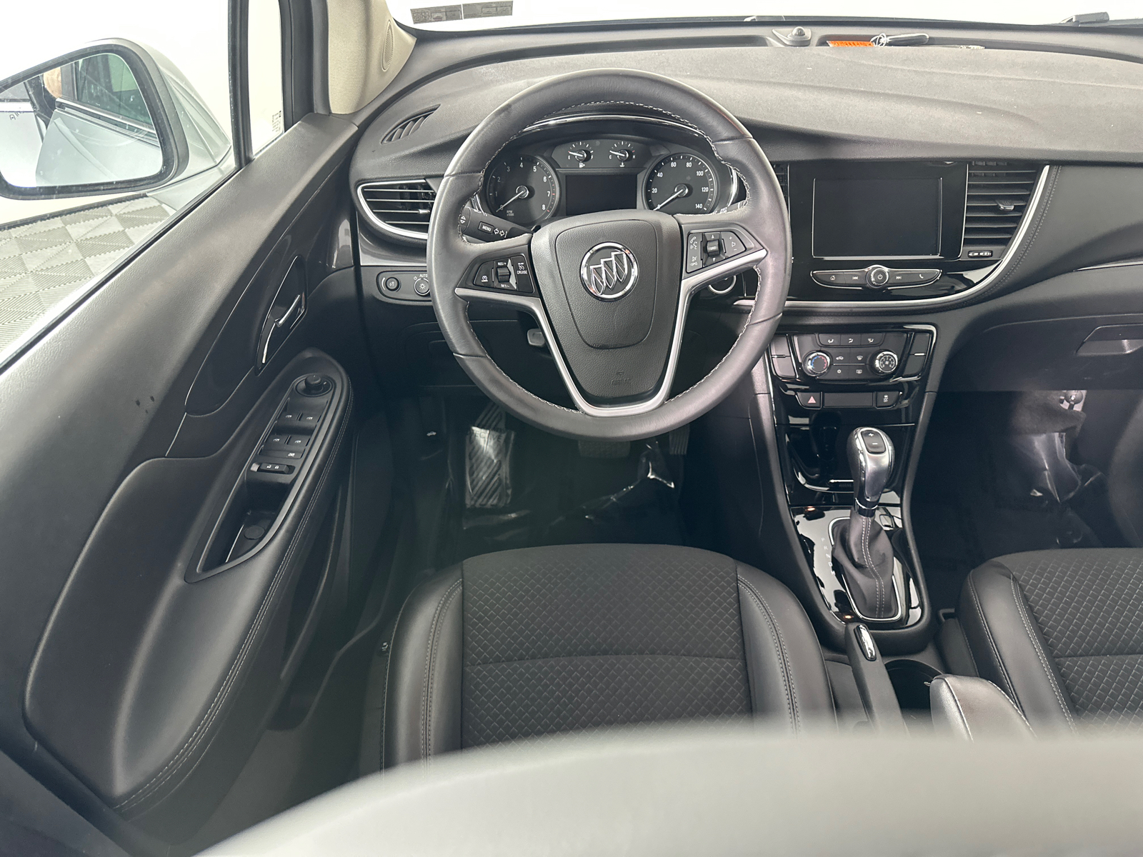 2022 Buick Encore Preferred 26