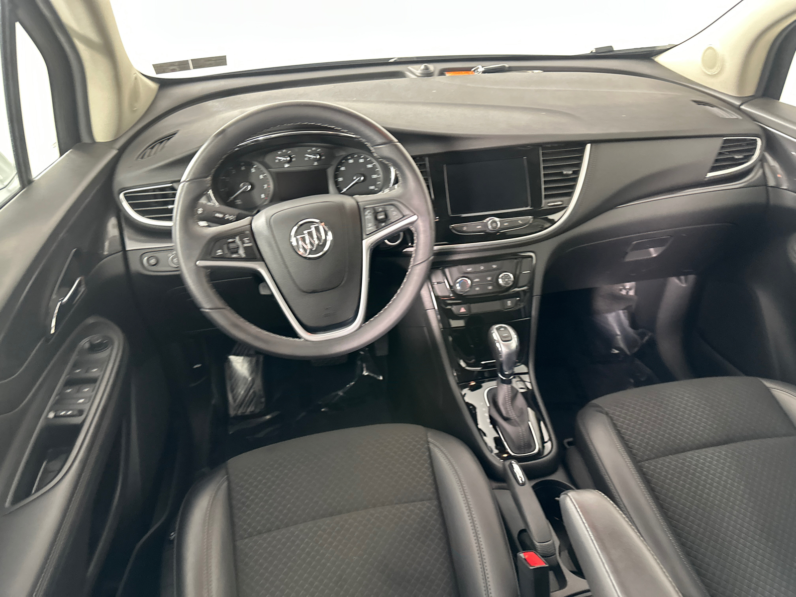 2022 Buick Encore Preferred 27