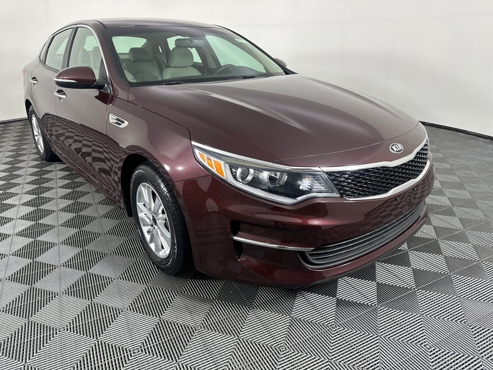 2017 Kia Optima LX 2