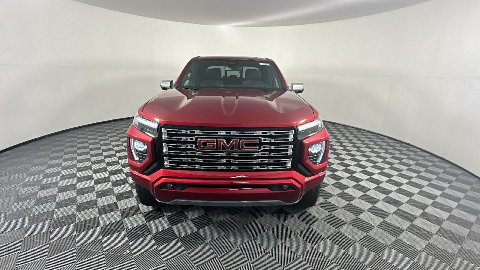 2024 GMC Canyon Denali 2