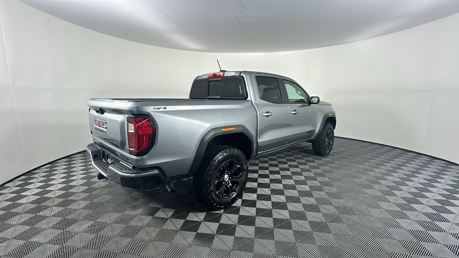 2024 GMC Canyon Elevation 17