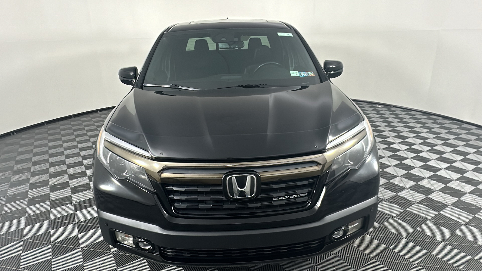 2017 Honda Ridgeline Black Edition 5