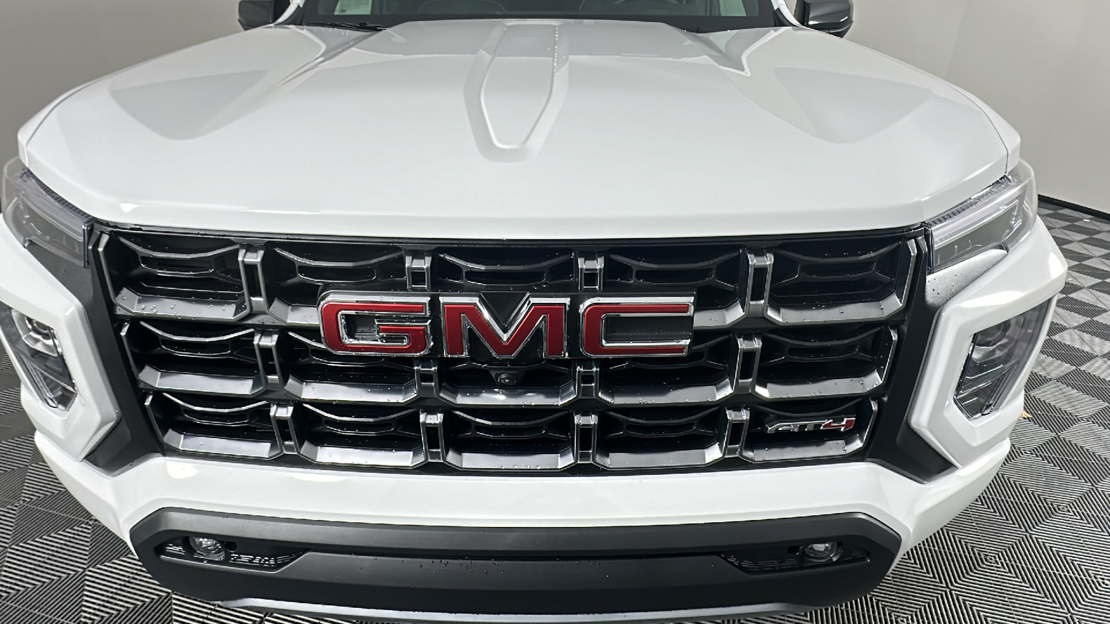 2024 GMC Canyon AT4 5