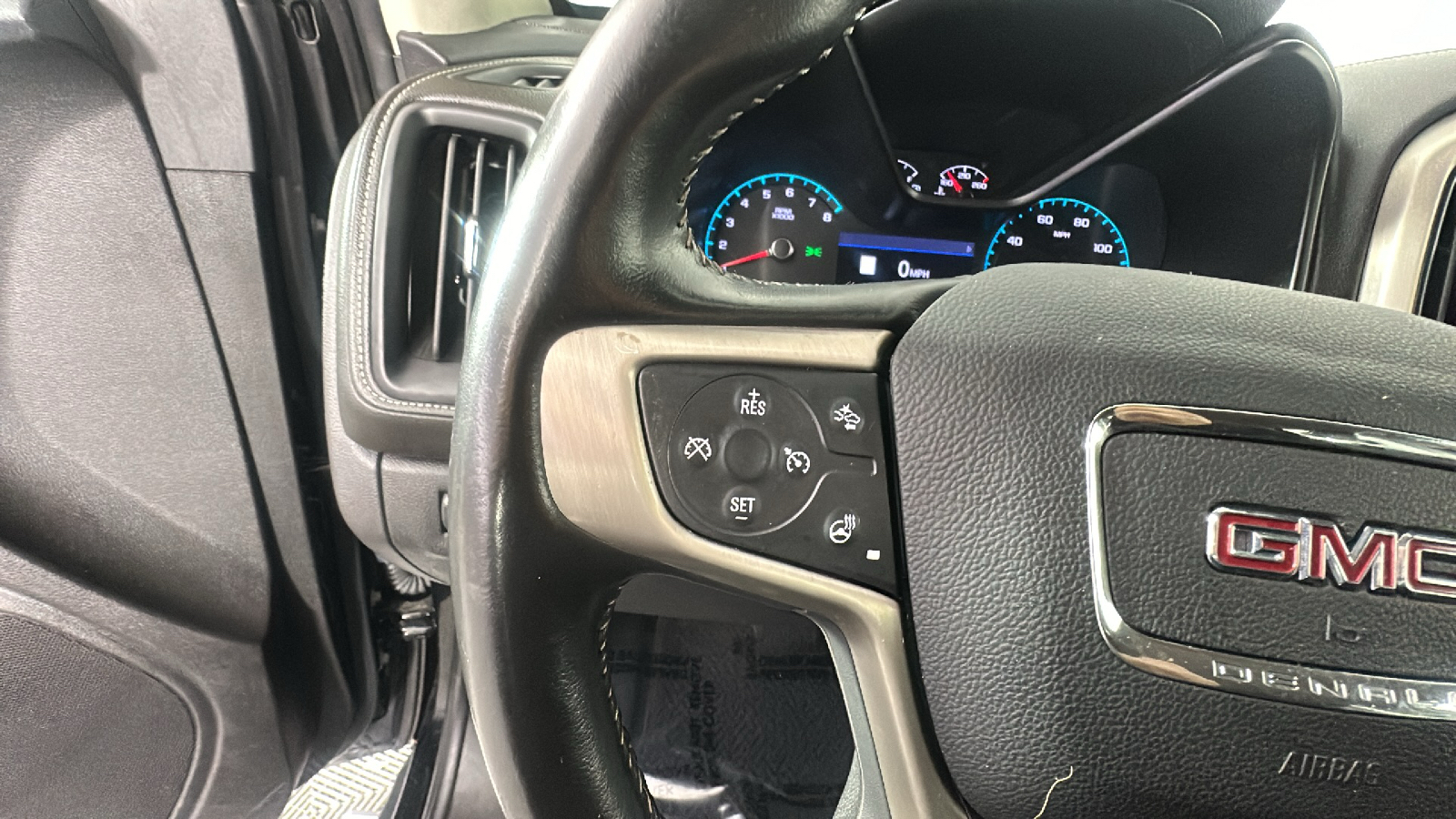 2021 GMC Canyon Denali 36